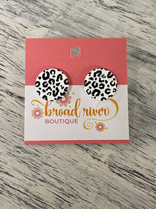 Black Cheetah Round Stud earrings